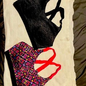 Victoria’s Secret - 2 sports bra